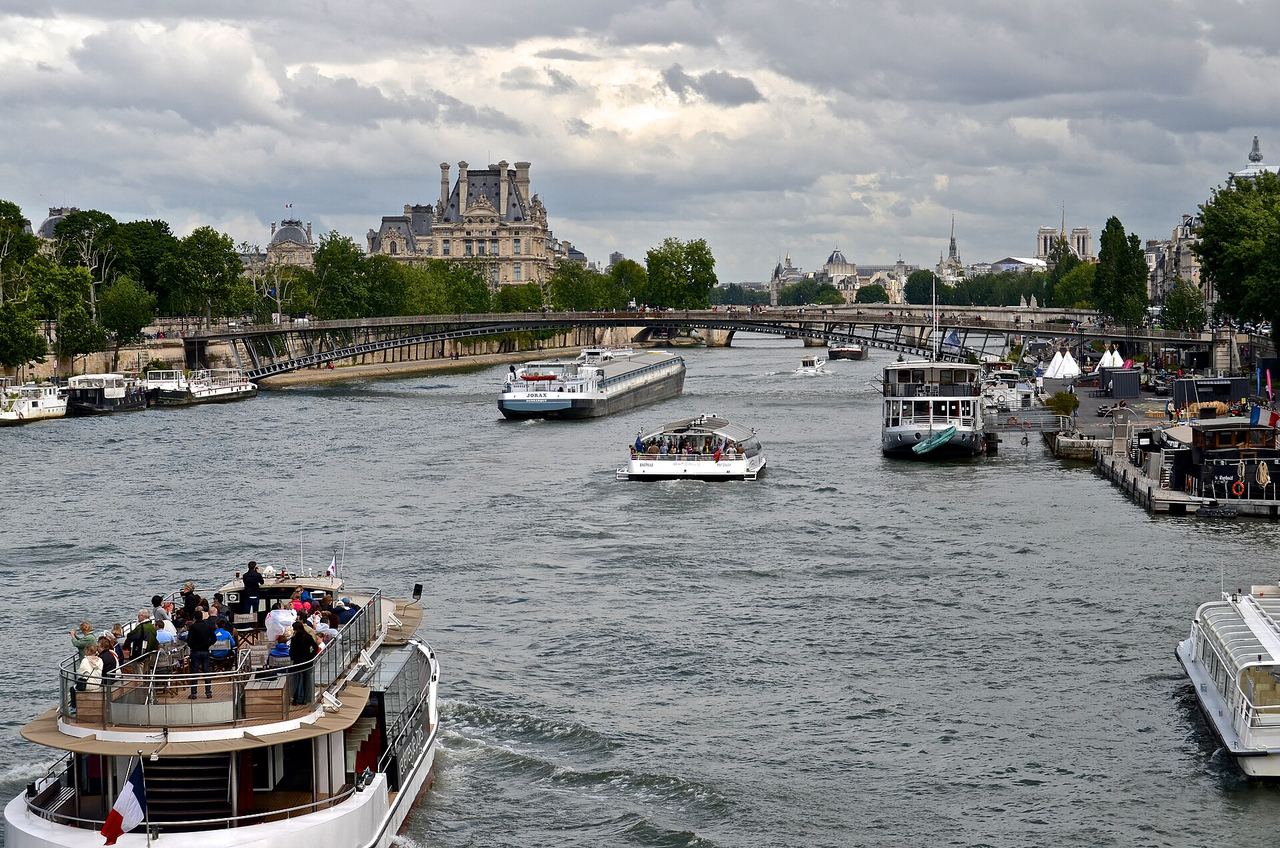 City destination for the CDG to Paris route